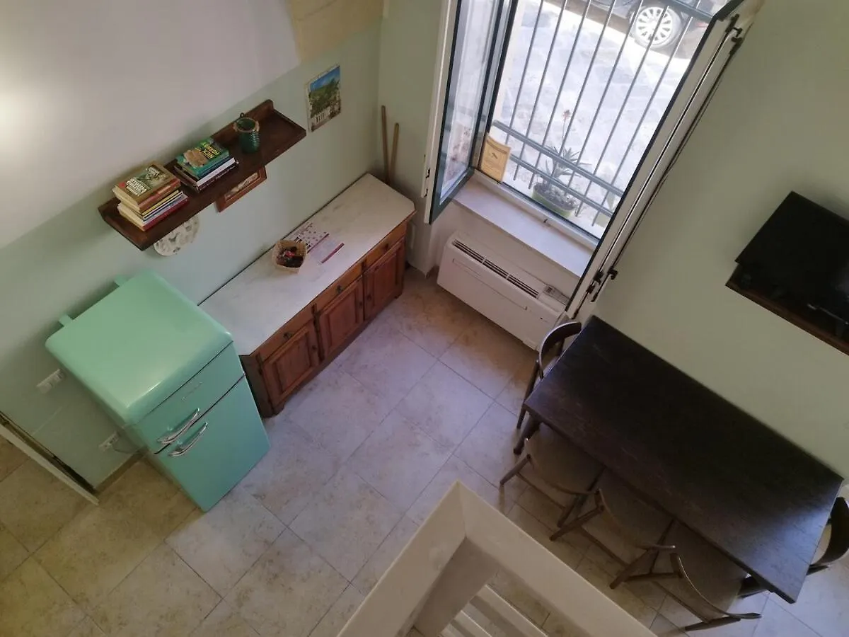 Quiet Apartment In Lecce Old Town With Private Entrance