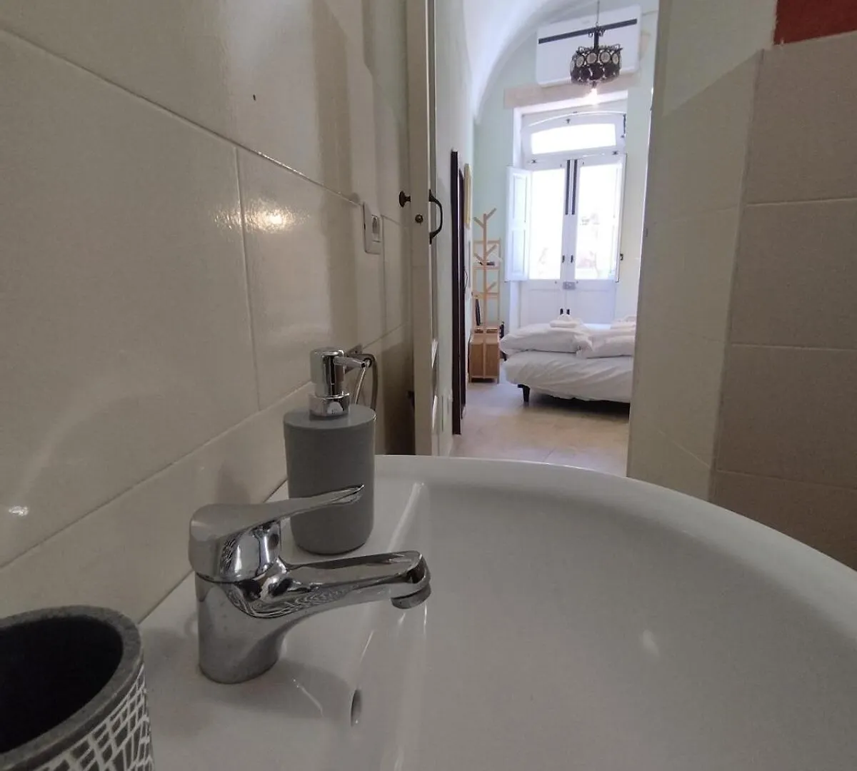Quiet Apartment In Lecce Old Town With Private Entrance