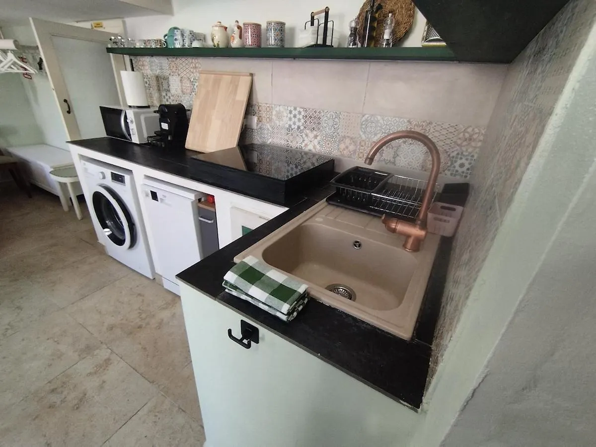 Quiet Apartment In Lecce Old Town With Private Entrance