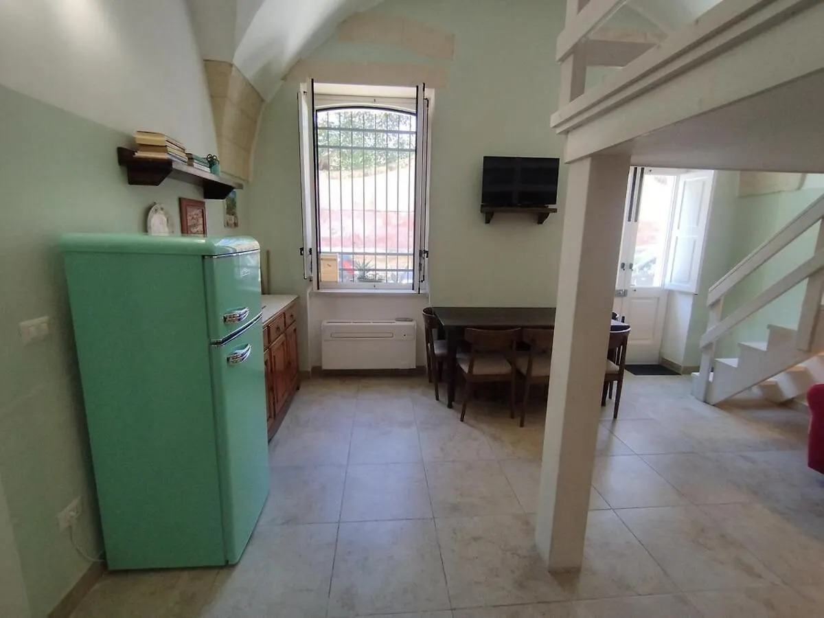 Quiet Apartment In Lecce Old Town With Private Entrance